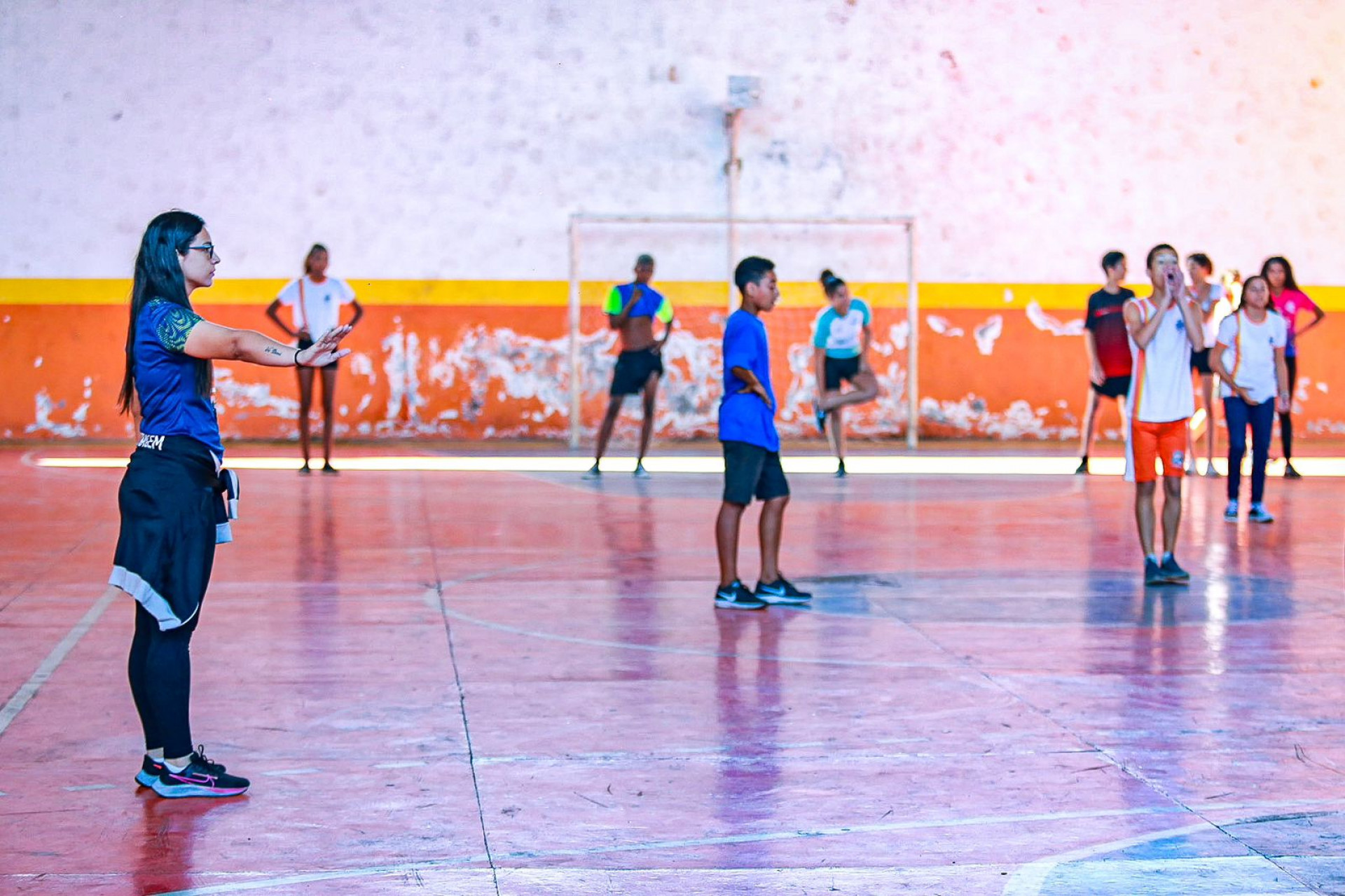 A &aacute;rbitra e coordenadora municipal de Educa&ccedil;&atilde;o F&iacute;sica, Luciana Mafra, &eacute; uma das respons&aacute;veis pela organiza&ccedil;&atilde;o da competi&ccedil;&atilde;o - Rafael Barreto/PMBR