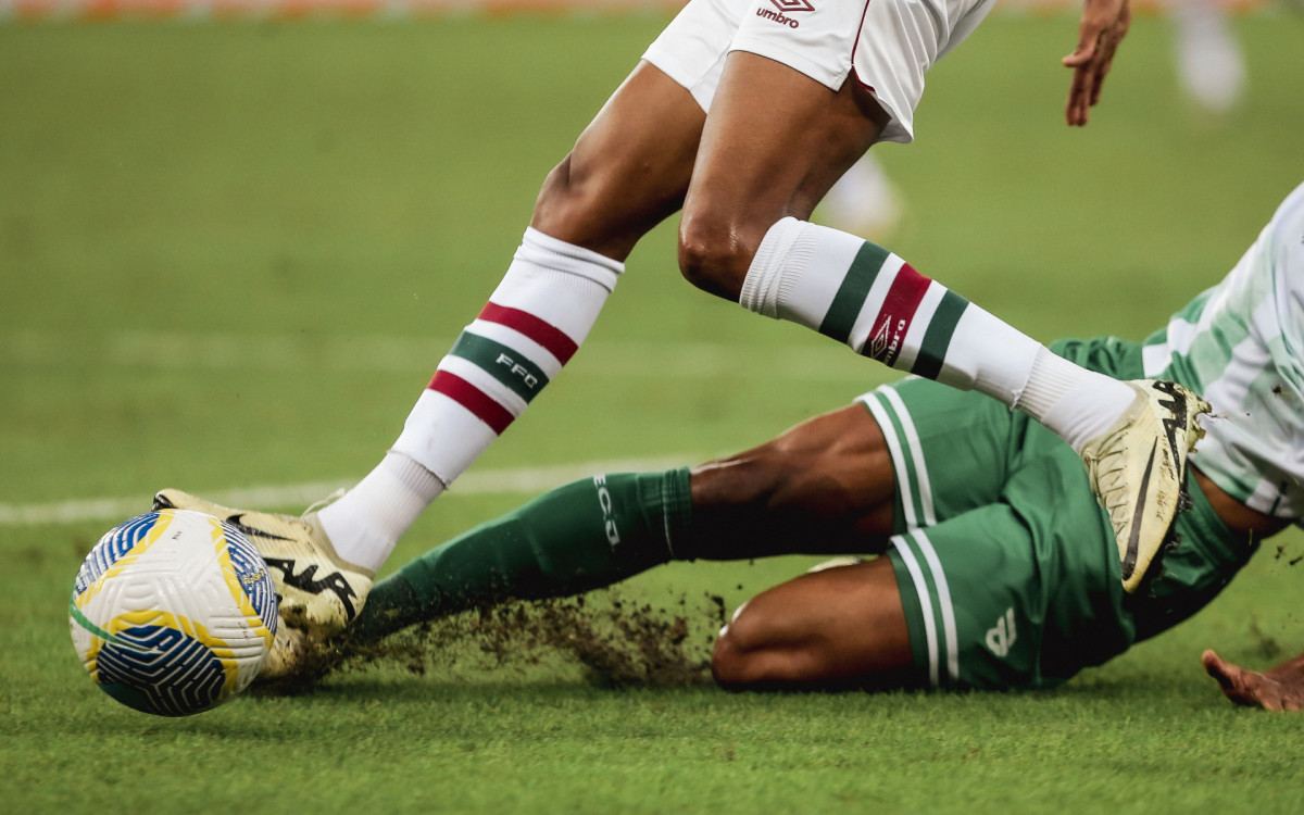 Gramado do Maracanã na partida entre Fluminense e Juventude, no último sábado (1) - Lucas Merçon/Fluminense FC