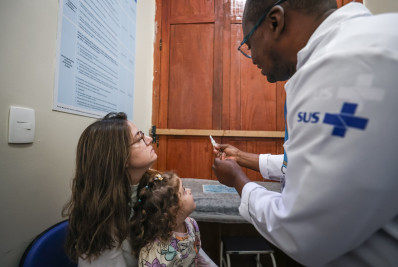 Dia D contra a polio, covid-19 e Influenza: cidade do Rio tem mais de 100 mil vacinas aplicadas