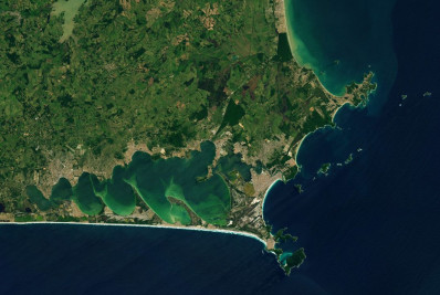Nasa posta foto de Cabo Frio tirada do espaço: 'Relaxando no Brasil'