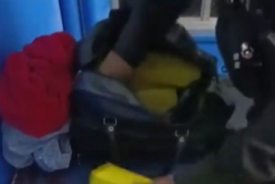 Homem é preso com bolsa cheia de drogas ao tentar embarcar em ônibus na Rodoviária do Rio