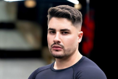 Lucas Souza é hospitalizado após ter crise de ansiedade