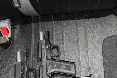 Armas de empresário envenenado com brigadeirão são recuperadas em Cabo Frio 