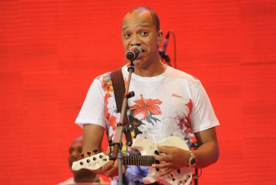 Ex-mulher de Anderson Leonardo acusa filho do cantor de invasão e furto