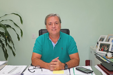 Em segundo dia de agenda em Brasília, prefeito de Búzios encontra-se com Advogado Geral da União