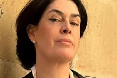 Xingada nas redes sociais, Paula Lavigne processa seguidor que mora nos EUA