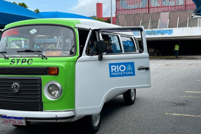 Programa vai regularizar serviços de vans e 'cabritinhos' no Rio
