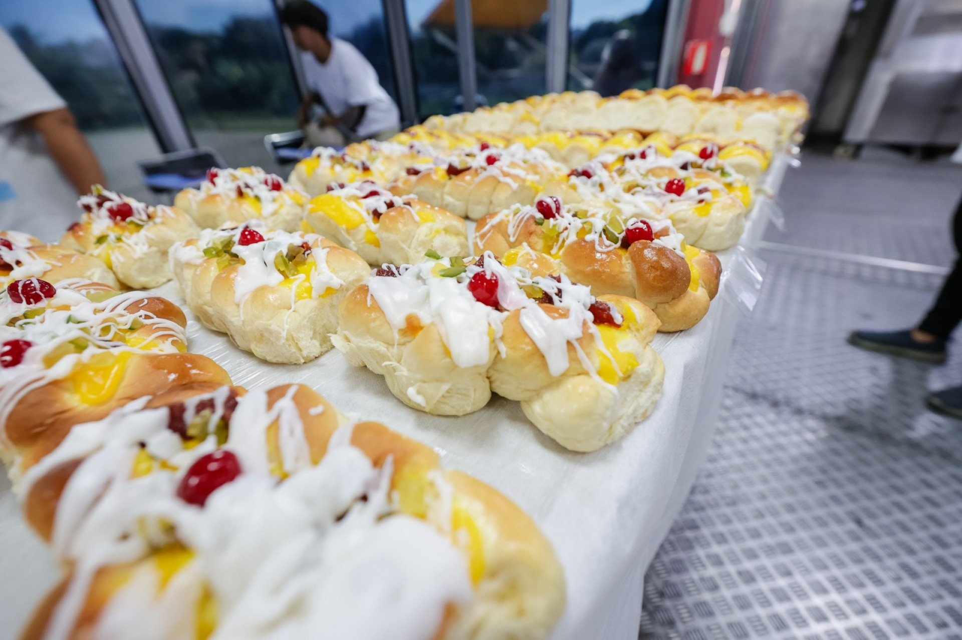 Prefeitura de Saquarema realiza cerimônia de encerramento de cursos profissionalizantes de Confeitaria e Auxiliar de Padaria - Divulgação/Prefeitura de Saquarema