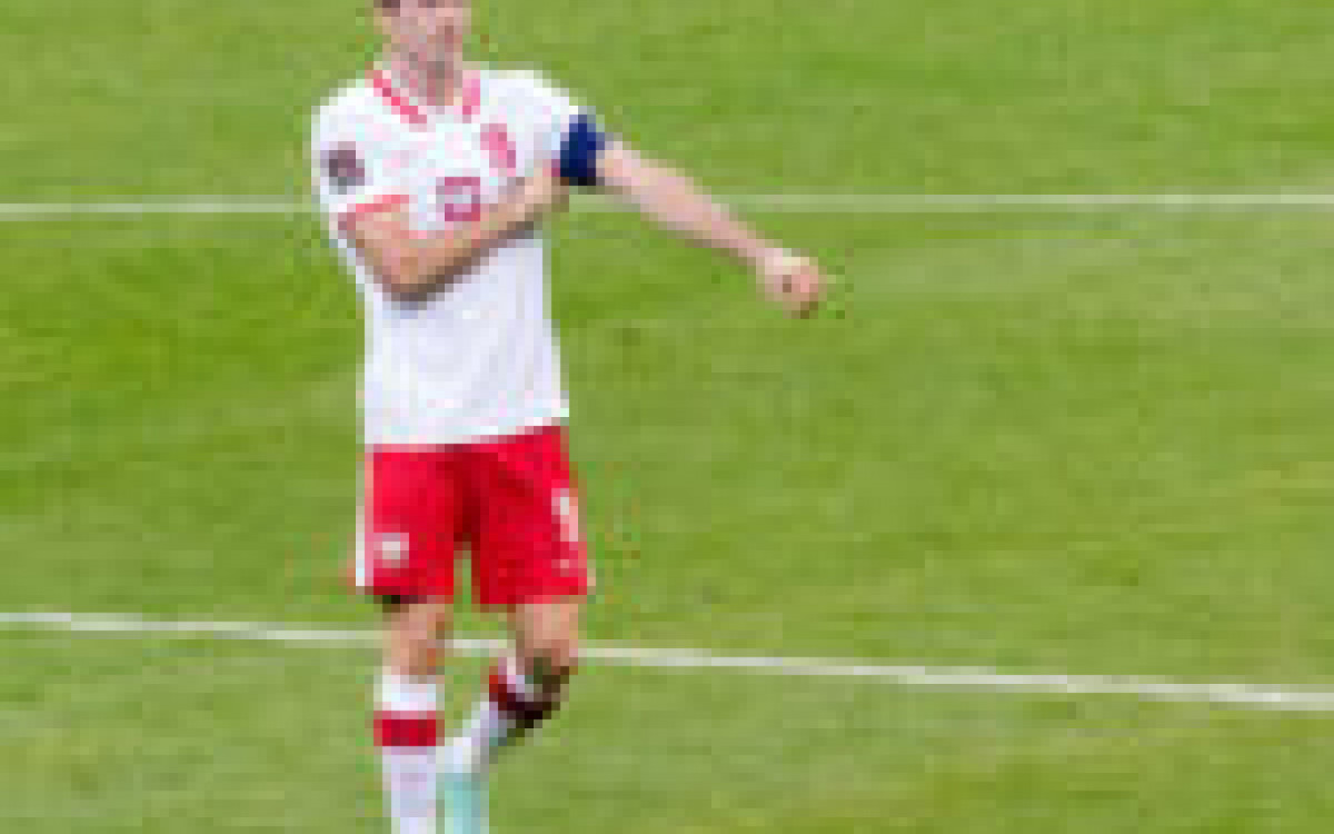 Lewandowski se torna desfalque para estreia da Polônia na Euro