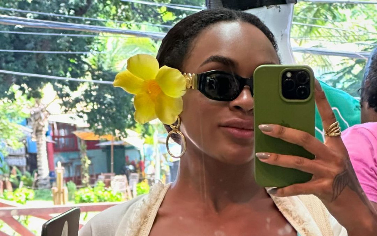 Patrícia Ramos aproveitando o dia de sol - Reprodução / Instagram