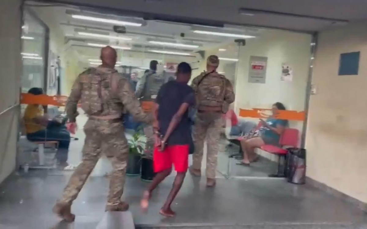 Agentes foram atacados por disparos de arma de fogo ao entrarem na comunidade - Reprodu&ccedil;&atilde;o