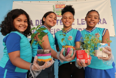 Artistas promovem dia de cultura em escola municipal de São Gonçalo