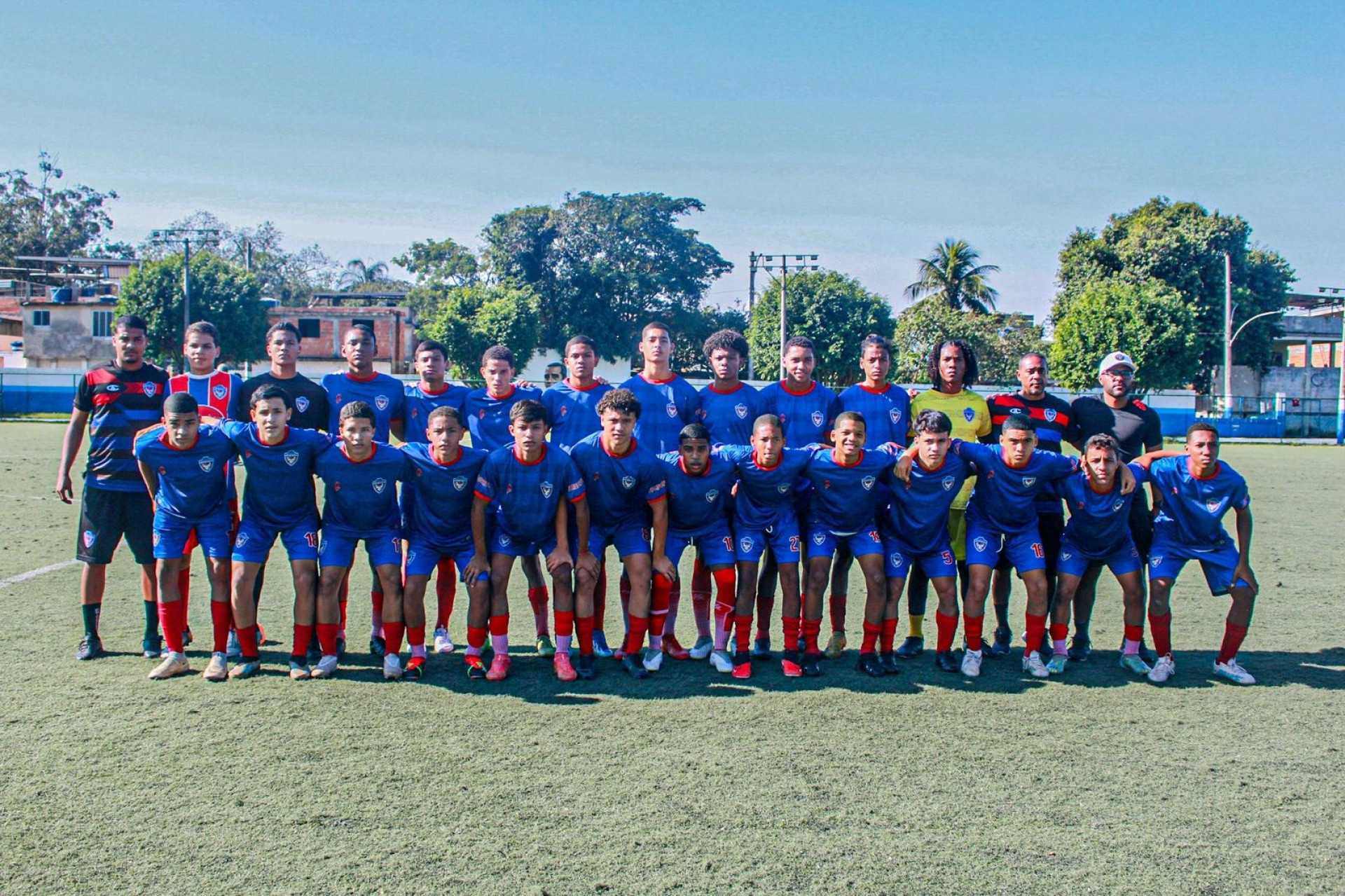 Equipe belforroxense do Sub - 16 formada para partida contra o PHS Sports - Divulga&ccedil;&atilde;o / Tiago de Lima
