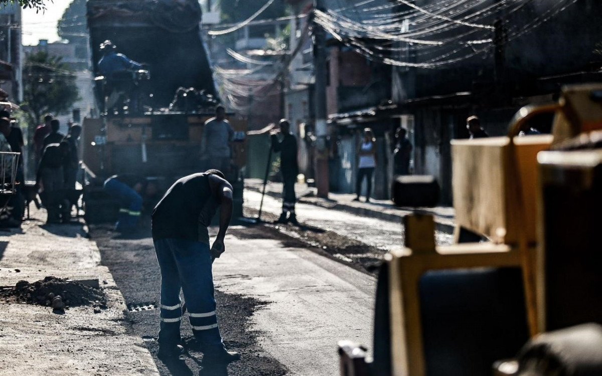 A Rua Mulungu, no bairro Vila Verde, está passando por intervenções