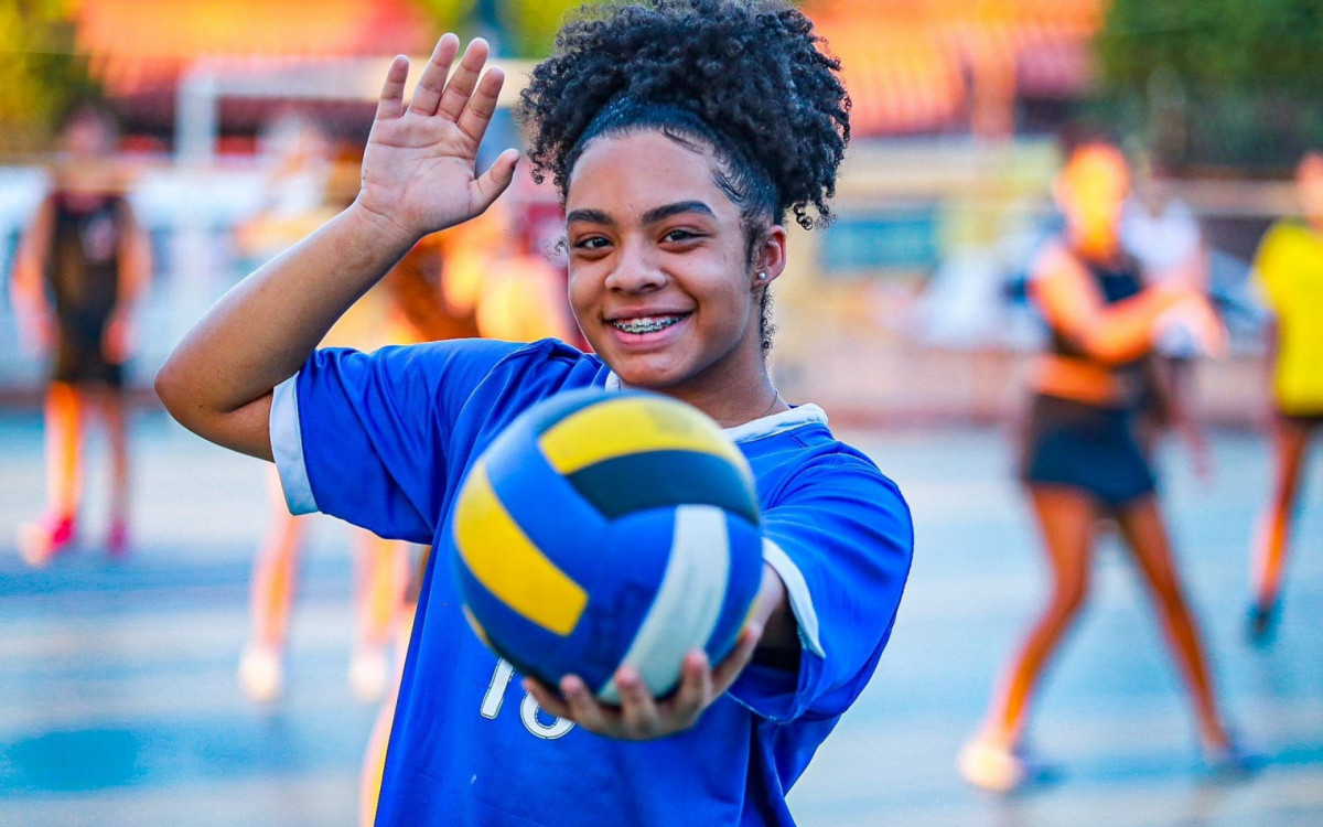 Giovana Barros, 14 anos, contou que o vôlei foi o esporte que a encantou e trouxe um ar de esperança