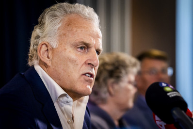 Três homens condenados a longas penas de prisão pelo assassinato de jornalista nos Países Baixos