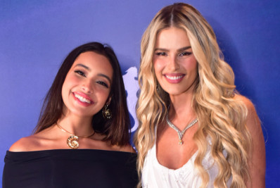 Yasmin Brunet faz festão de aniversário e recebe o carinho de ex-BBBs