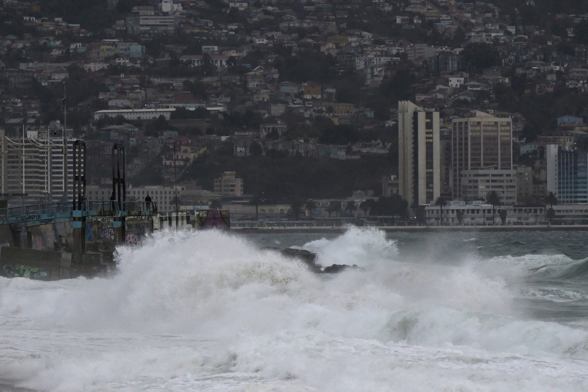 Chuvas no centro e sul do Chile deixaram um morto e mais de 4.000 afetados - Rodrigo Arangua / AFP