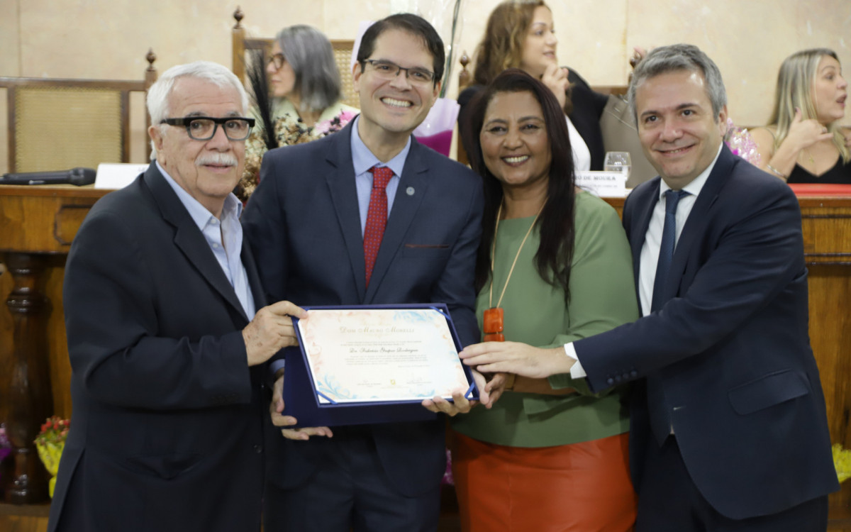 C&acirc;mara Municipal de Caxias realiza homenagem aos operadores do Direito -  Art V&iacute;deo/ Victor Hugo/Divulga&ccedil;&atilde;o
