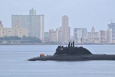 Após Rússia, Estados Unidos manda submarino nuclear à Cuba