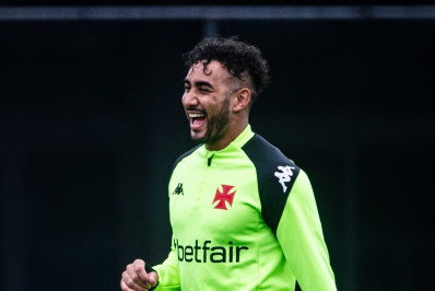 Payet só jogou 90 minutos em uma partida pelo Vasco em Campeonatos Brasileiros