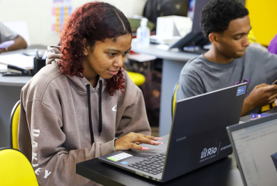 Cursos de Mídias Digitais e Impressão 3D dos Espaços da Juventude estão com 3.500 vagas abertas