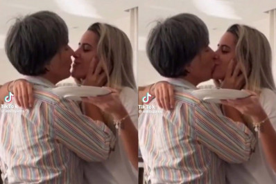 Gloria Pires é criticada por dar selinhos na filha