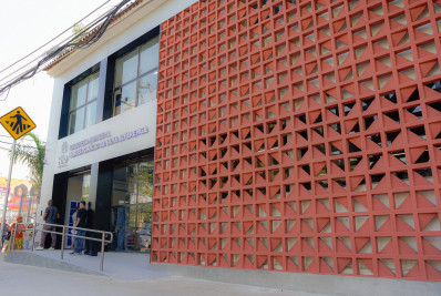 Biblioteca em Campo Grande é reinaugurada após 10 meses fechada para obras