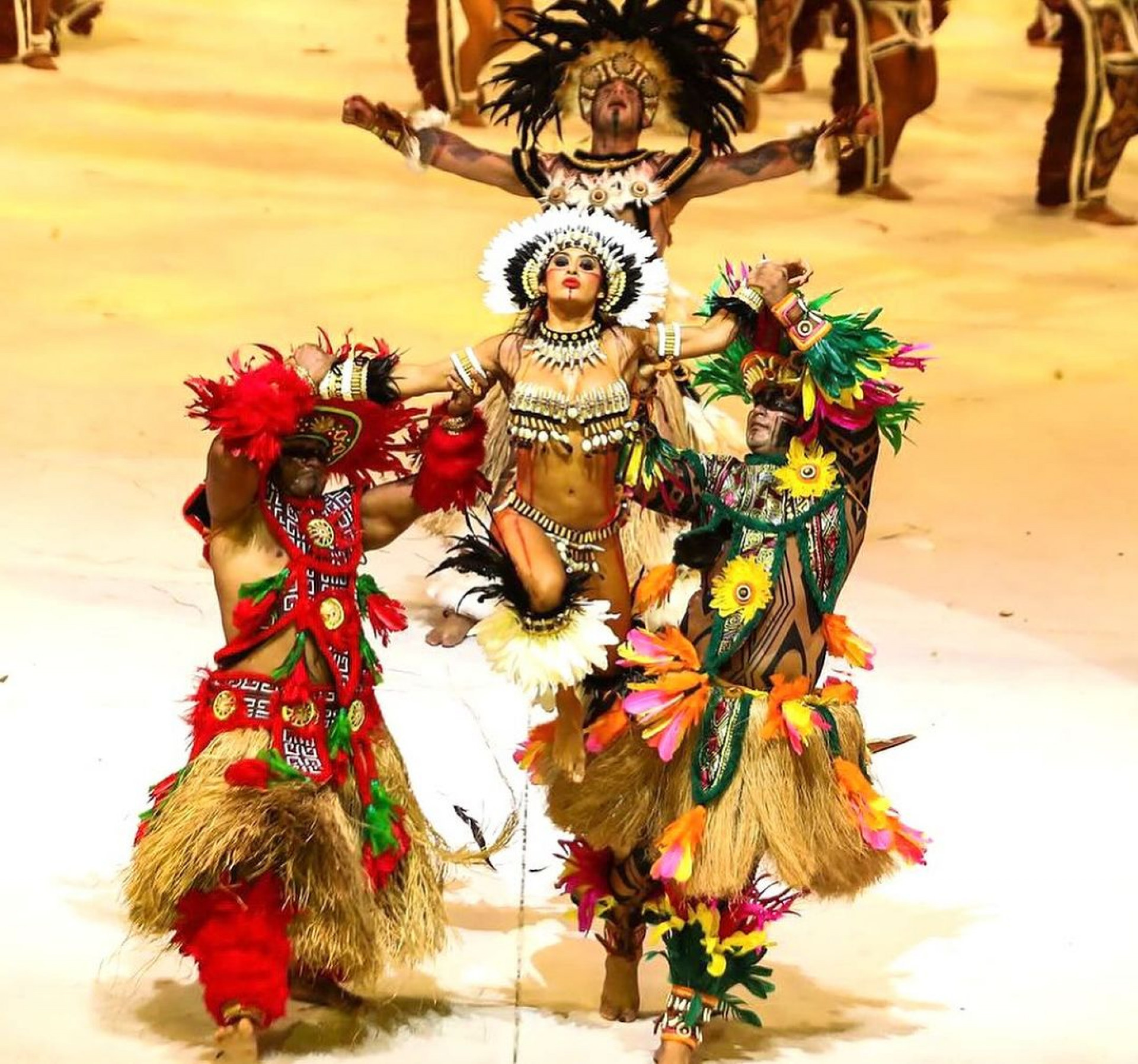 Isabelle Nogueira, a Cunhã Poronga, no Festival de Parintins - Reprodução/Instagram