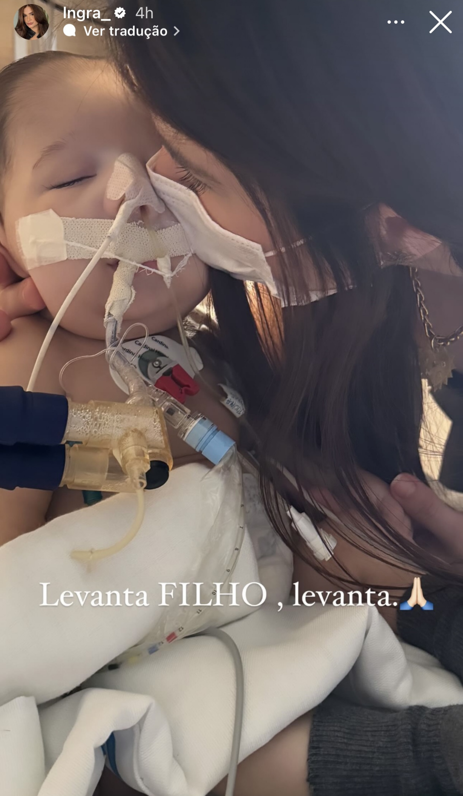 Mulher de Zé Vaqueiro mostra visita ao filho caçula na UTI - Reprodução