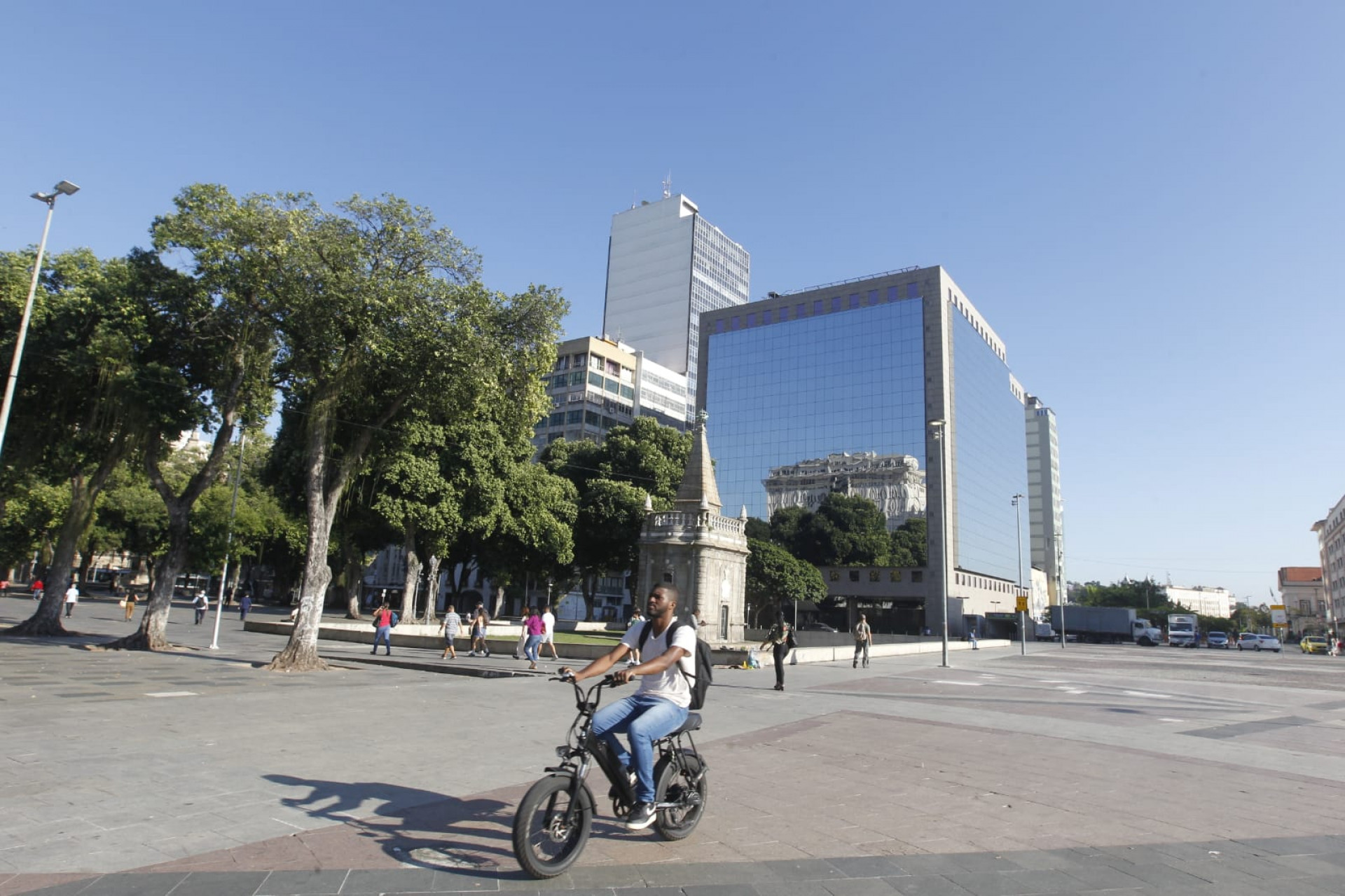 Ao longo desta quinta-feira, haverá poucas nuvens no céu - Reginaldo Pimenta / Agência O Dia