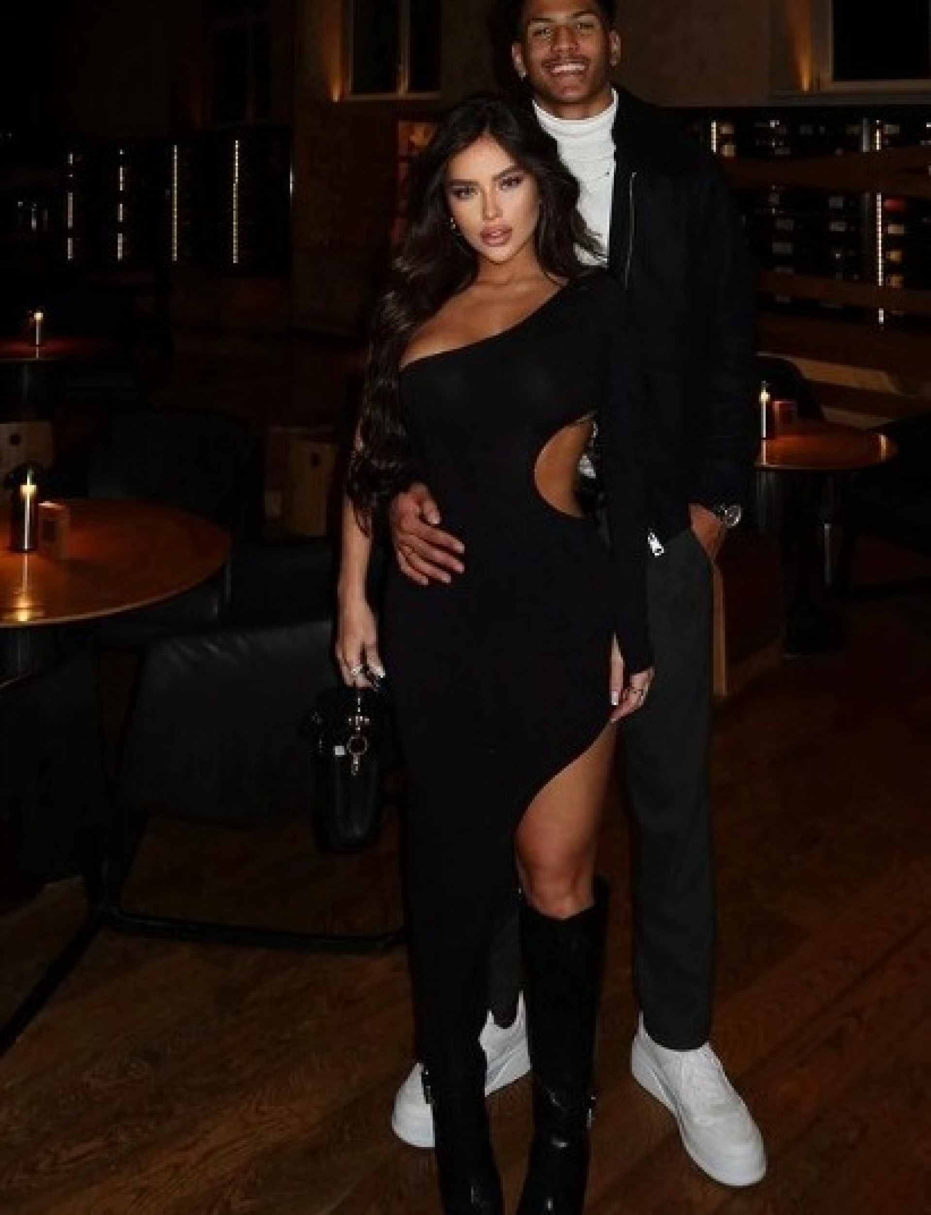 Bianca Anchieta, de 29 anos, e Ângelo, de 19 anos, se relacionam - Reprodução / Instagram