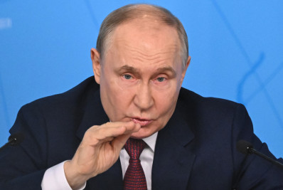 Putin afirma que Ucrânia deve retirar tropas de quatro regiões e negociar acordo de paz