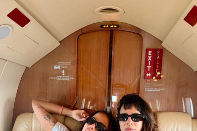 Maria Ribeiro se declara para Anitta: 'Me apaixonei de cara'