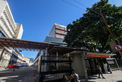 Mulher é baleada em tentativa de assalto na Tijuca