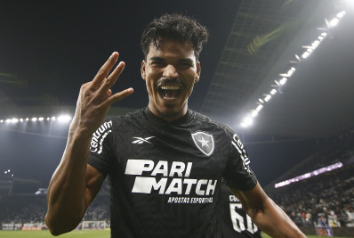 Botafogo planeja lançamento de novo uniforme preto ainda neste mês