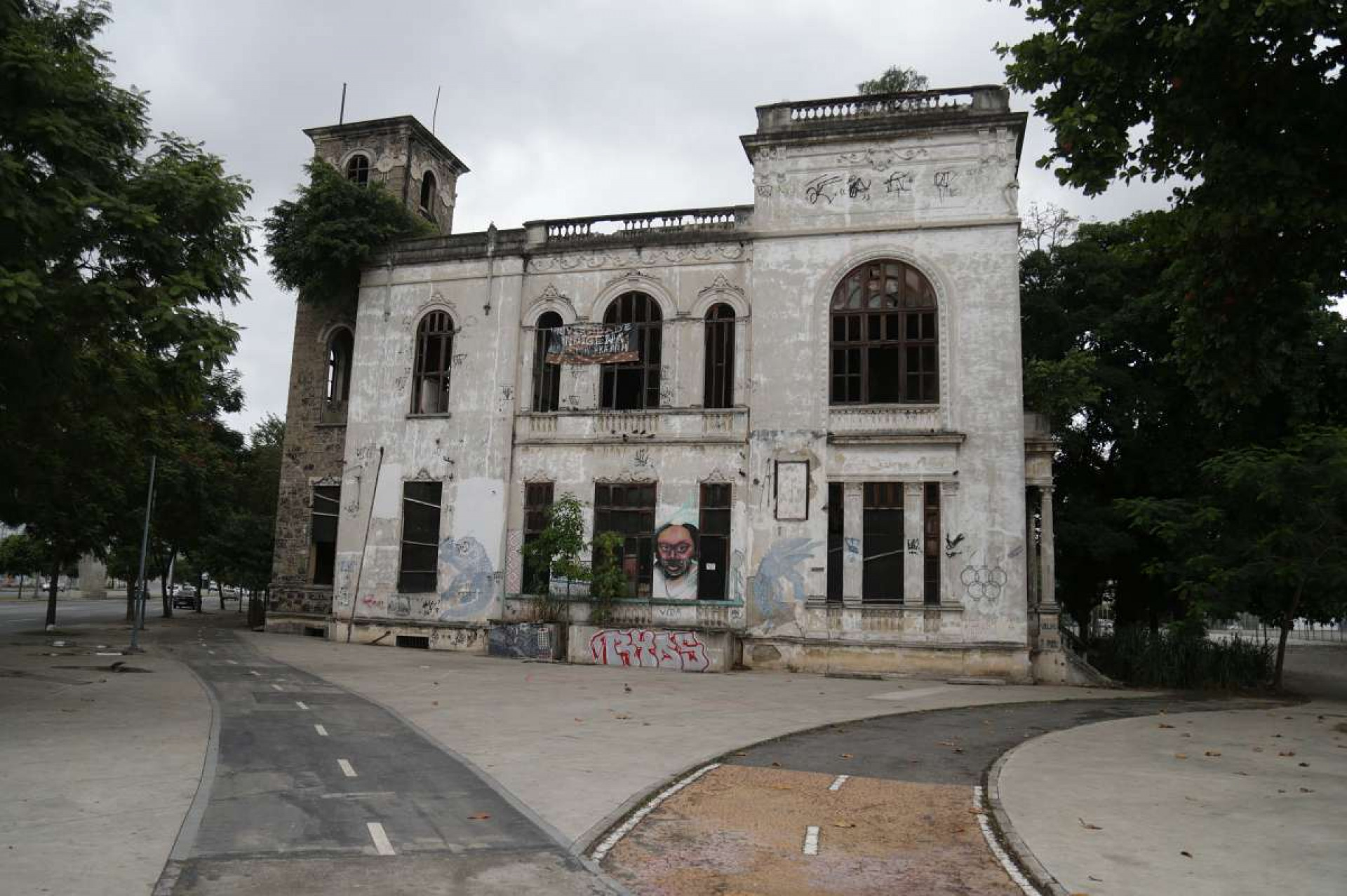 Na Aldeia Maracanã, o Museu do Índio está com muitas rachaduras em 2018 - Arquivo/ Agência O Dia