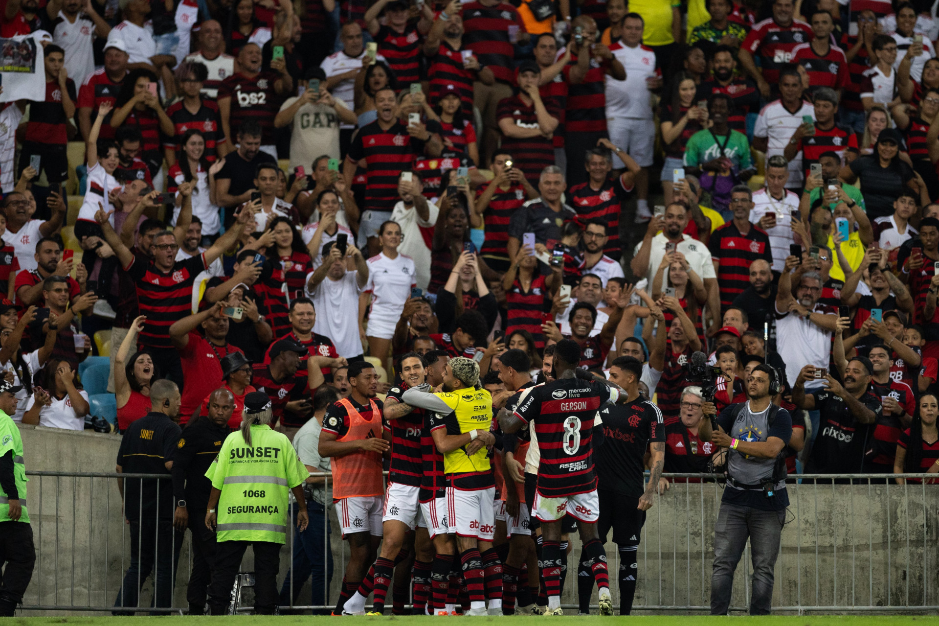 Comemoração dos jogadores do Flamengo - Thais Magalhães/CRF