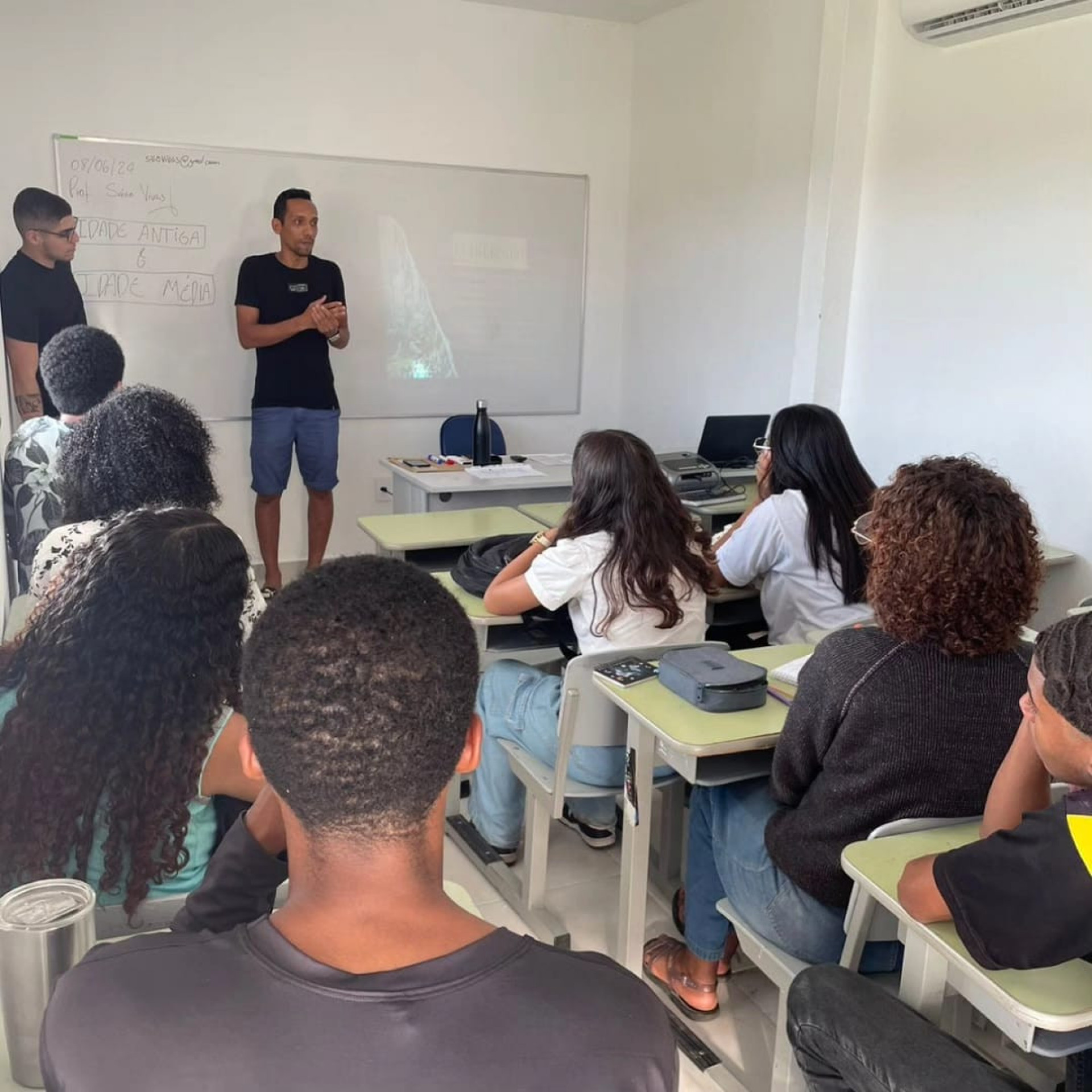 Aulas acontecem aos s&aacute;bados no bairro Valdariosa