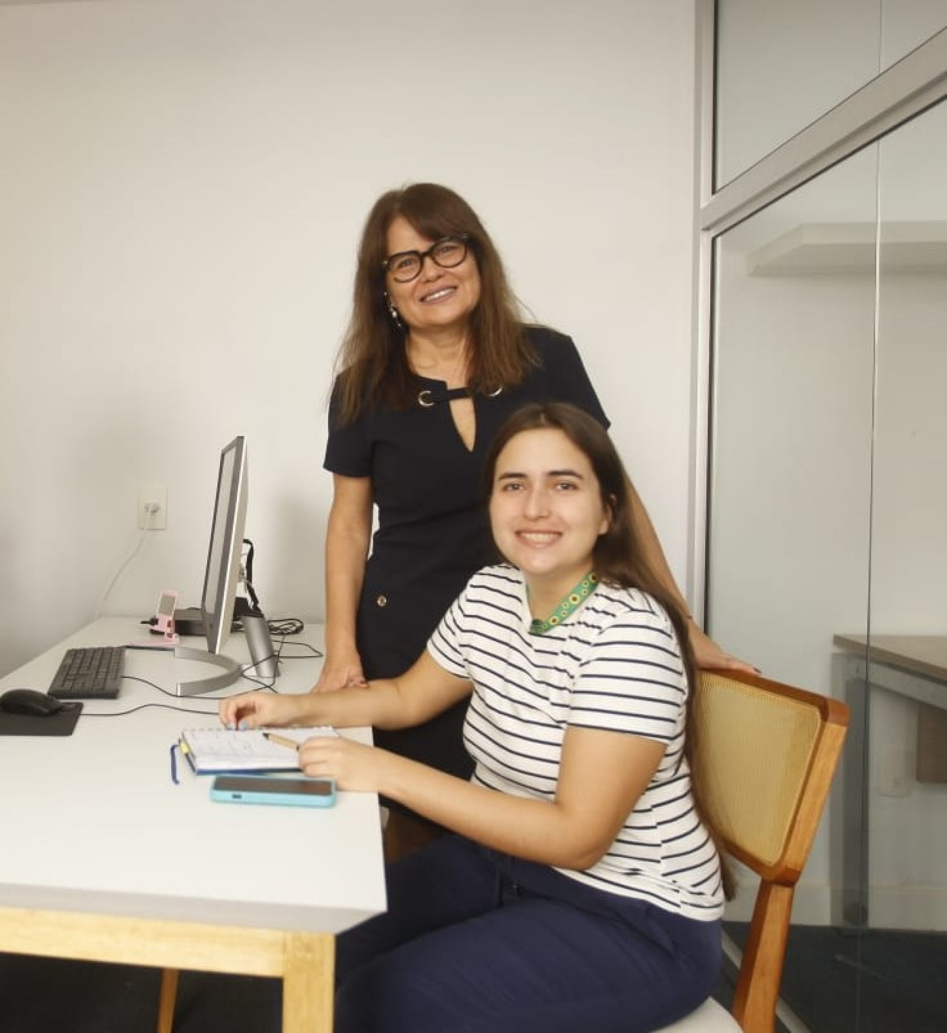 Márcia Beserra é mãe da Maria Isabel, uma jovem autista