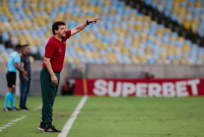 Diniz lamenta derrota do Fluminense e destaca má fase: 'Situação péssima'