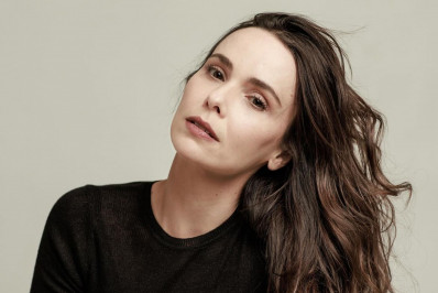 Entenda a história de Débora Falabella com stalker