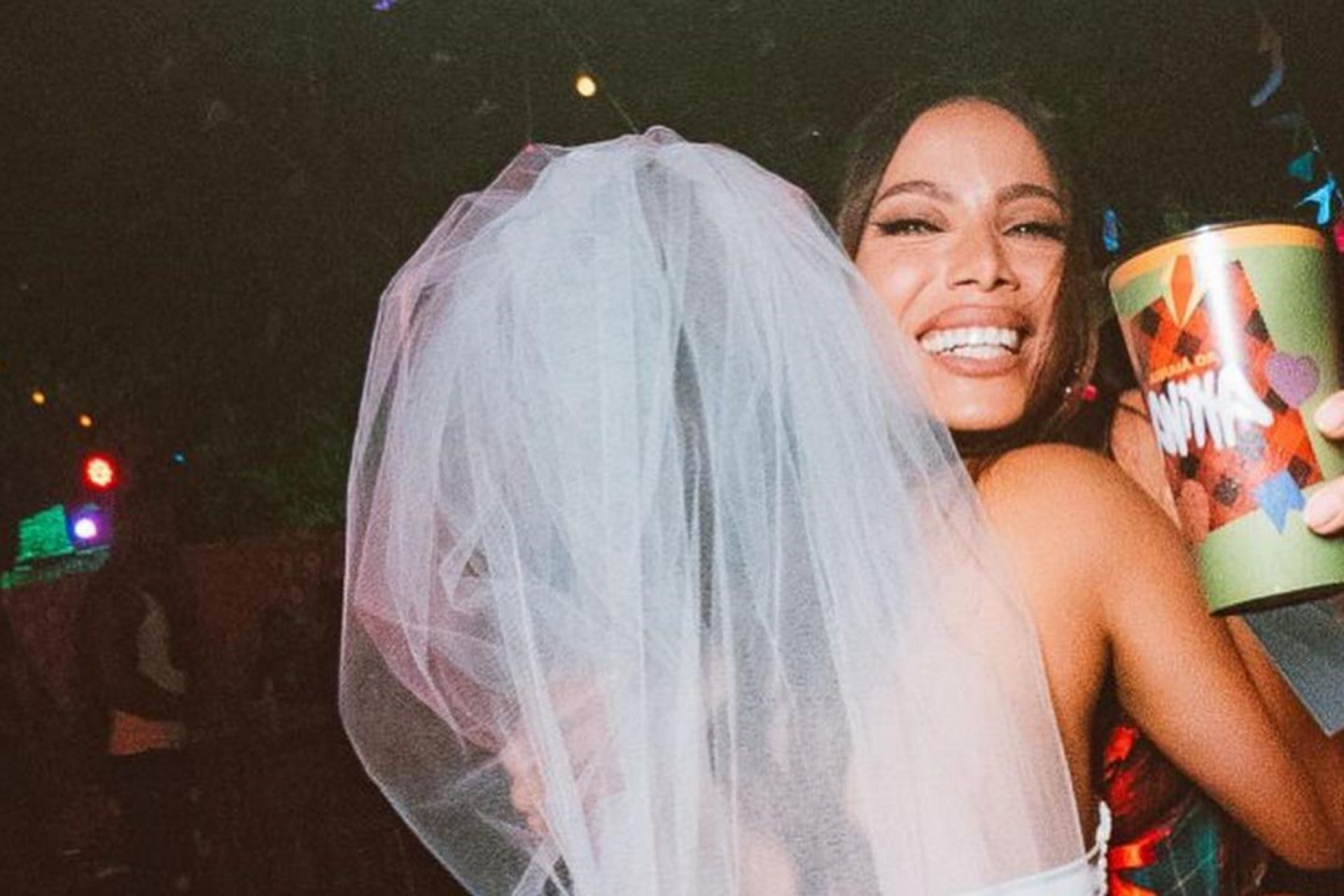 Lexa compartilha registros do Arraiá da Anitta, onde 'se casou' com Ricardo Vianna - Reprodução / Instagram