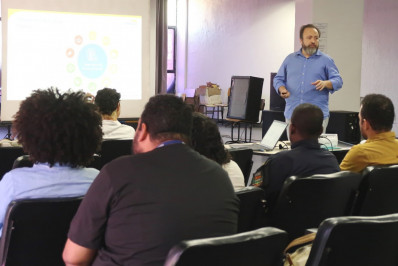 Prefeitura realiza capacitação de profissionais do Fortalece São Gonçalo