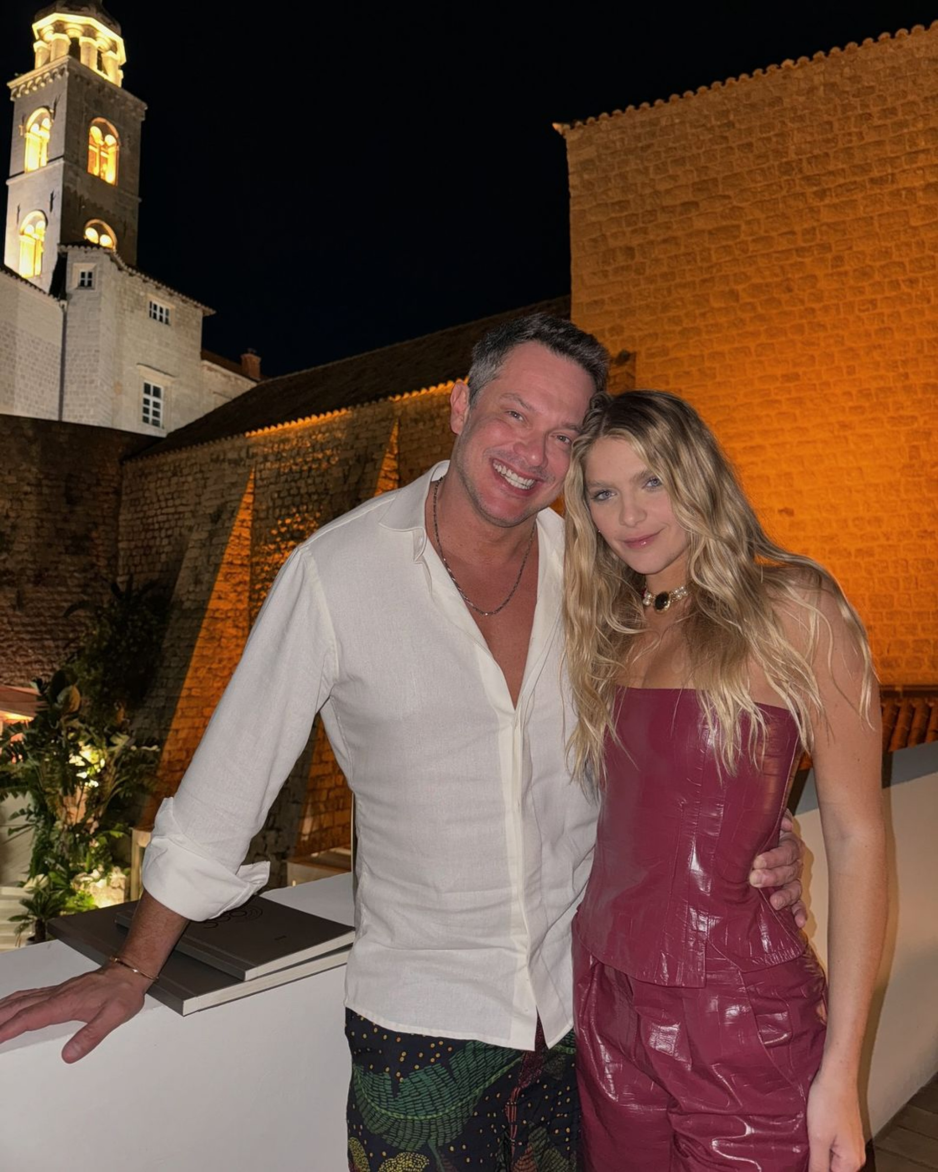 Isabella Santoni compartilha registros da lua de mel com Henrique Blecher - Reprodução