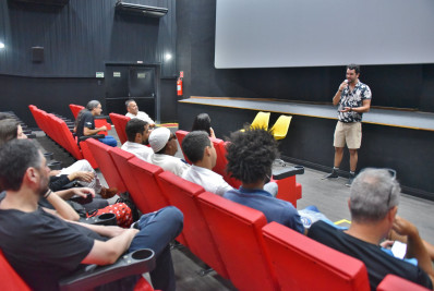 Exibições de filmes encerram encontro 'Mostra Empreender Criativo' que aconteceu no domingo