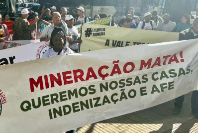 Caso Samarco: atingidos fazem ato contra sigilo envolvendo novo acordo