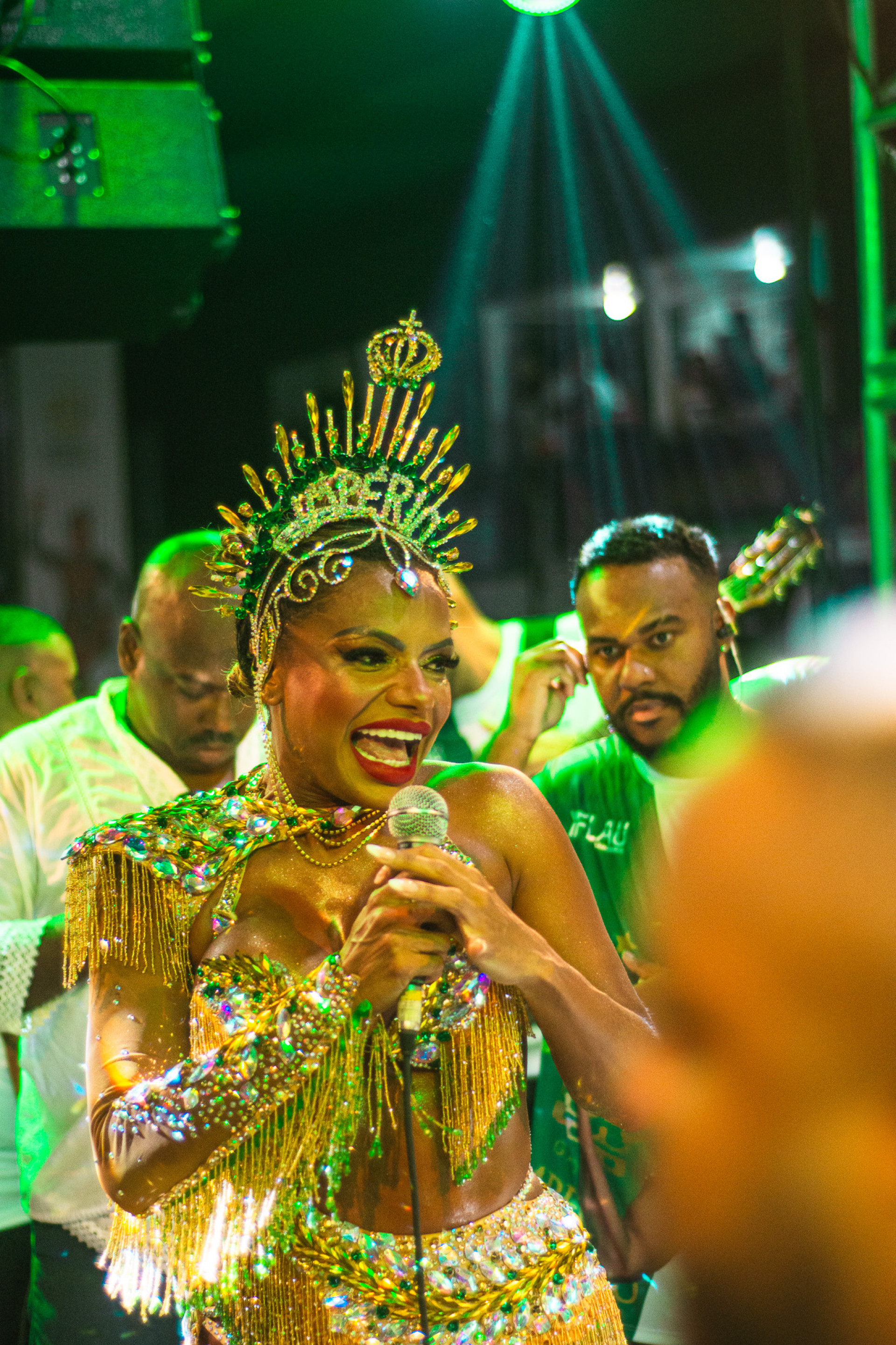 Quitéria Chagas é coroada rainha de bateria do Império Serrano - Rodolfo Teixeira / Divulgação