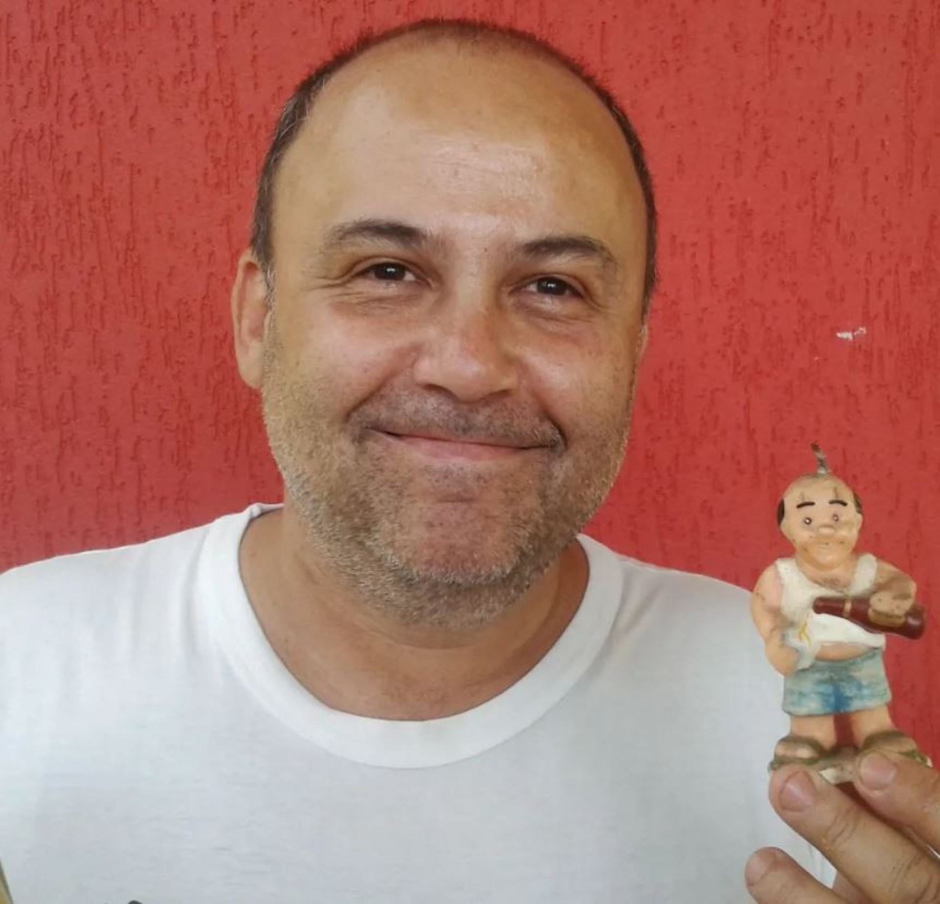 Carlos Monteiro era conhecido como Nen&ecirc; e tinha 58 anos - Reprodu&ccedil;&atilde;o / Instagram