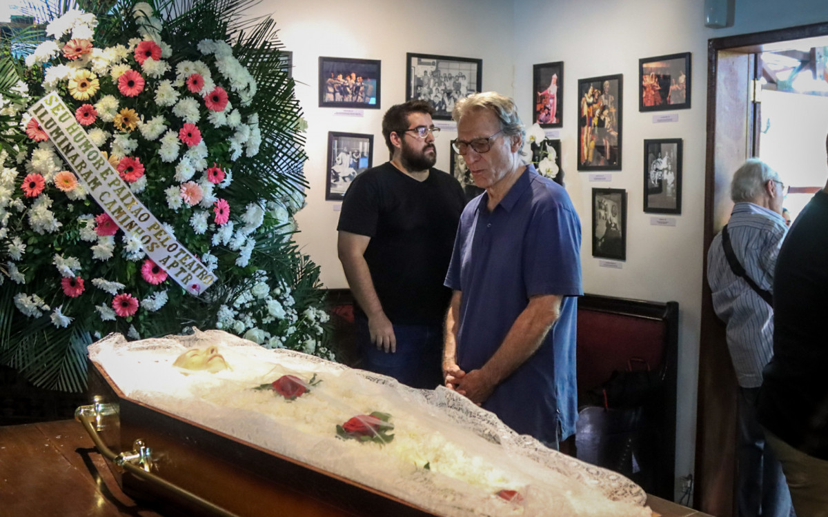 Herson Capri no velório de Jacqueline Laurence - Victor Chapetta/Ag.news